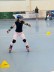 Kind fährt Inlineskates