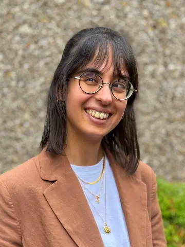 Portraitfoto Frau Demir