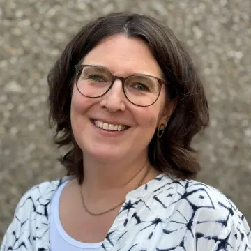 Portraitfoto Frau Hensel-Denges
