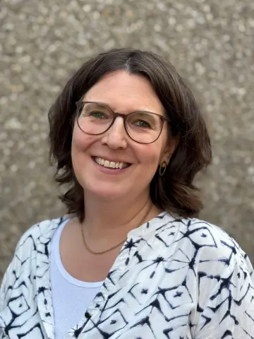 Portraitfoto Frau Hensel-Denges